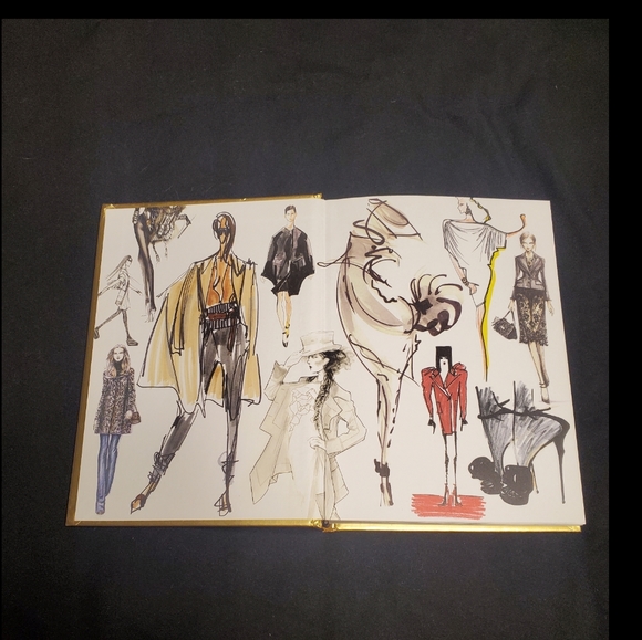 HARPERS BAZAAR FASHION STYLE BOOK - Picture 3 of 3